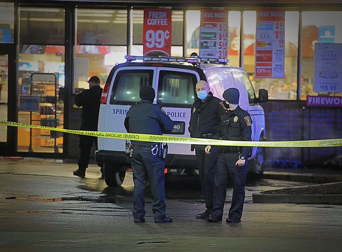 One dead, one in hospital after shooting at Springfield gas station