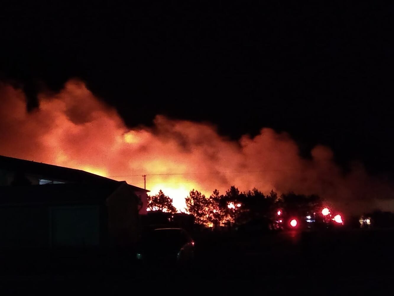 Fire crews are reportedly responding to large fire at the BDL Supply on Sprague Road in South Charleston.