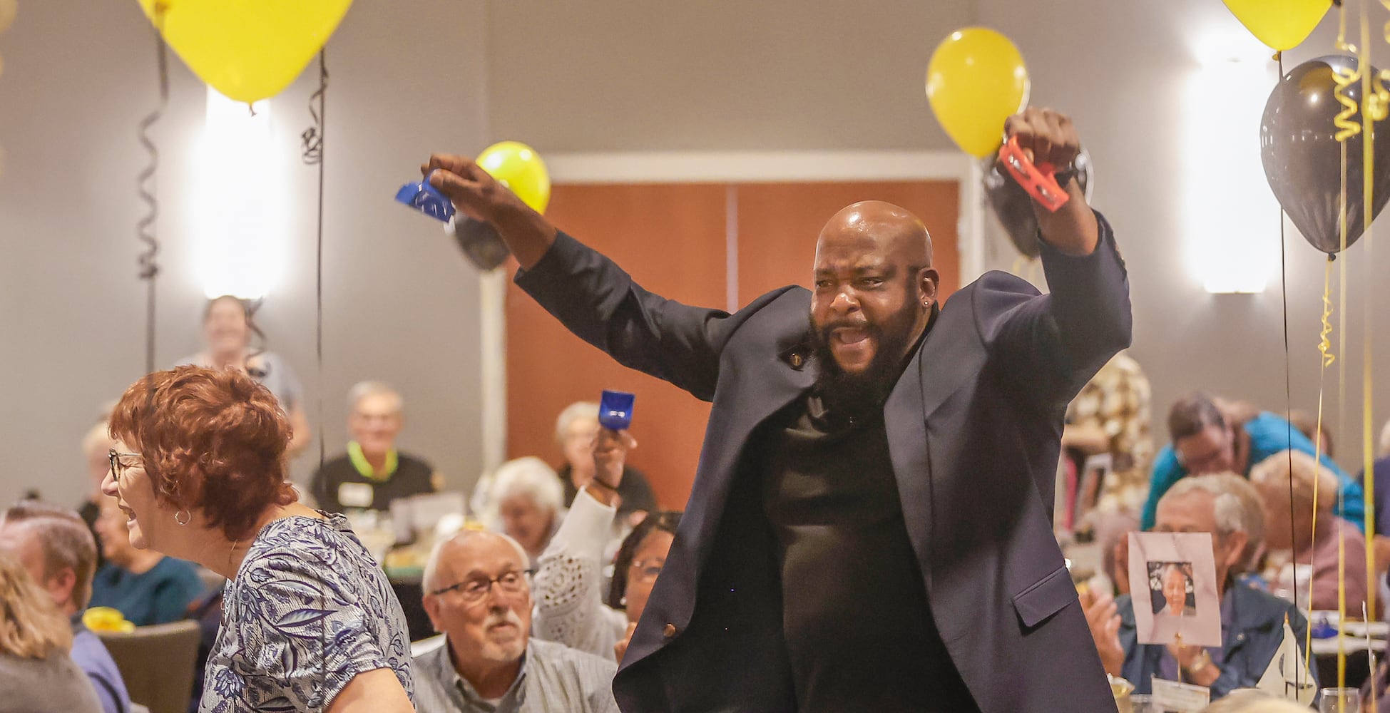 Altrusa's 26th annual Literacy Sting 