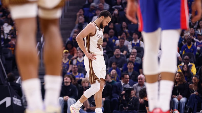 Golden State Warriors guard Stephen Curry (30) in the first quarter of an NBA game in San Francisco, Friday, Jan. 30, 2026. (Santiago Mejia/San Francisco Chronicle via AP)
