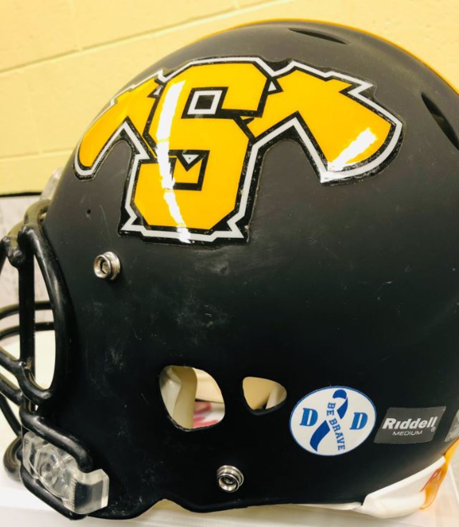 The Shawnee football team honored assistant coach Dave Driskill with his initials on their helmets for a 2018 playoff game vs. Clinton-Massie. They will do so again in 2019. CONTRIBUTED