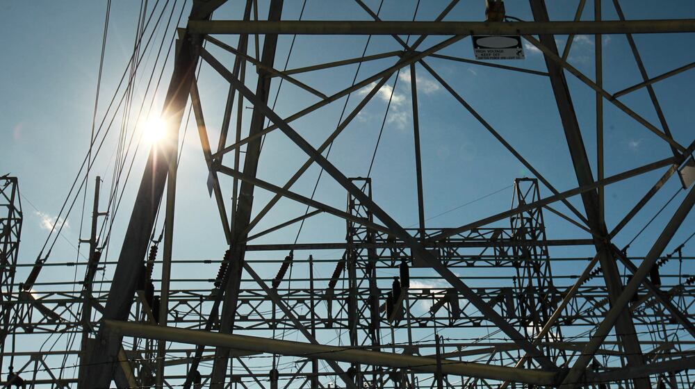 High voltage Ohio AES power lines on Carillon Boulevard in Dayton. FILE