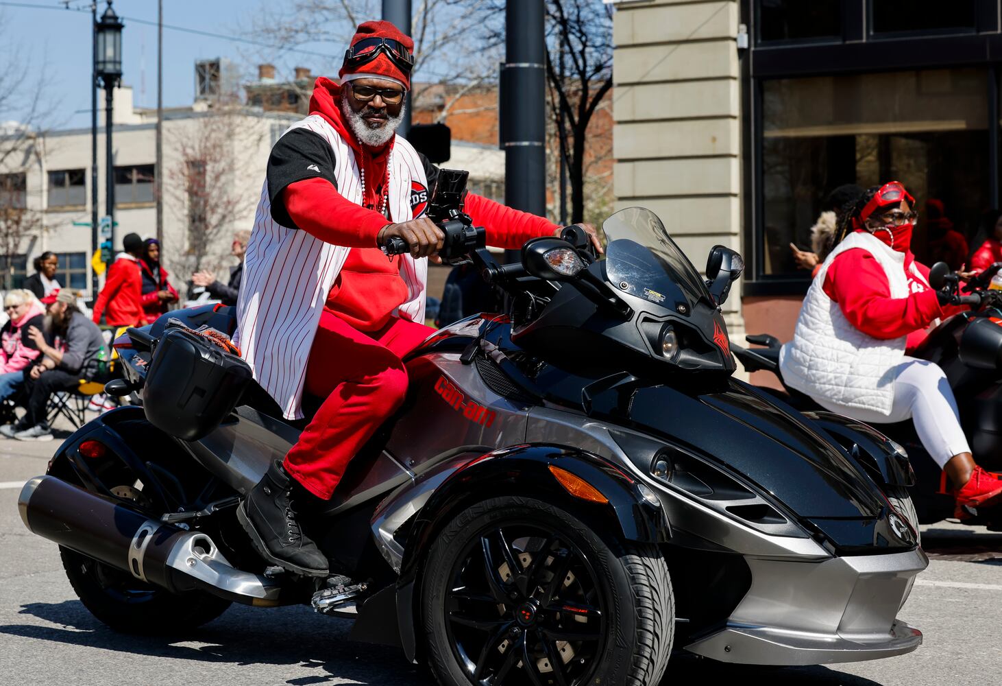 033023 Reds Parade