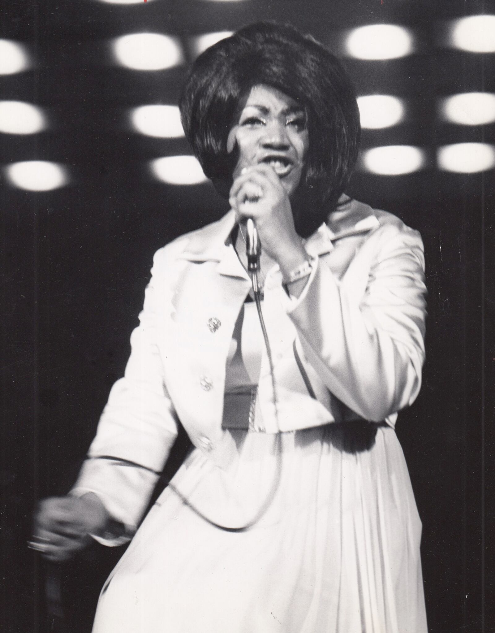 During a concert at Hara Arena in July 1968, Aretha Franklin gave ecstatic fans 30 minutes of “mammoth-voiced emotion that is impossible to describe,” a Dayton Daily News reviewer wrote. DAYTON DAILY NEWS / WRIGHT STATE UNIVERSITY SPECIAL COLLECTIONS