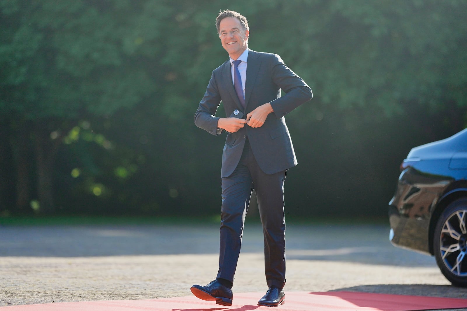 NATO Secretary General Mark Rutte arrives ahead of a formal dinner at the Paleis Huis ten Bosch ahead of the NATO summit in The Hague, Netherlands, Tuesday, June 24, 2025. (AP Photo/Markus Schreiber)