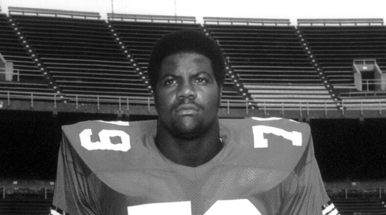 Dayton native Chris Ward who played Ohio State football is set to be inducted into the College Football Hall of Fame