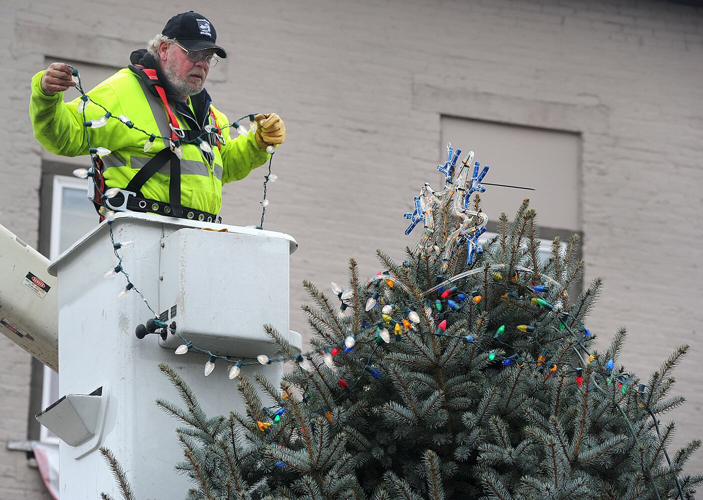 New Carlisle Christmas tree