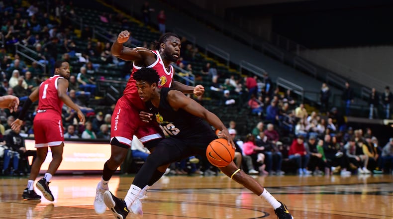 Wright State's Solomon Callaghan drives against and IU Indy defender during a game at the Nutter Center on Feb. 8, 2025. Joe Craven/Wright State Athletics