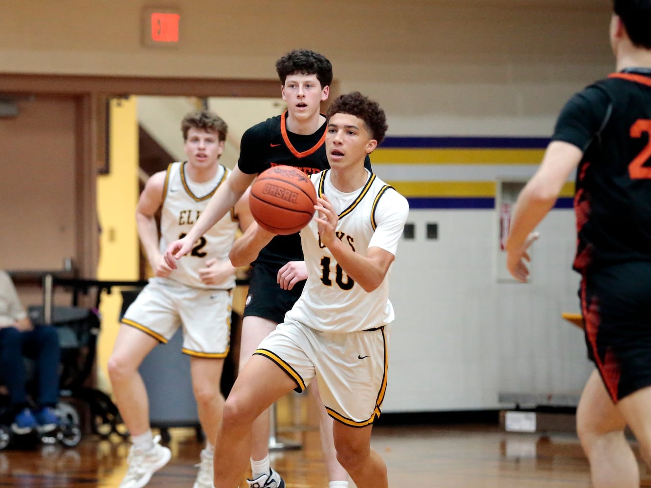 Beavercreek Centerville basketball