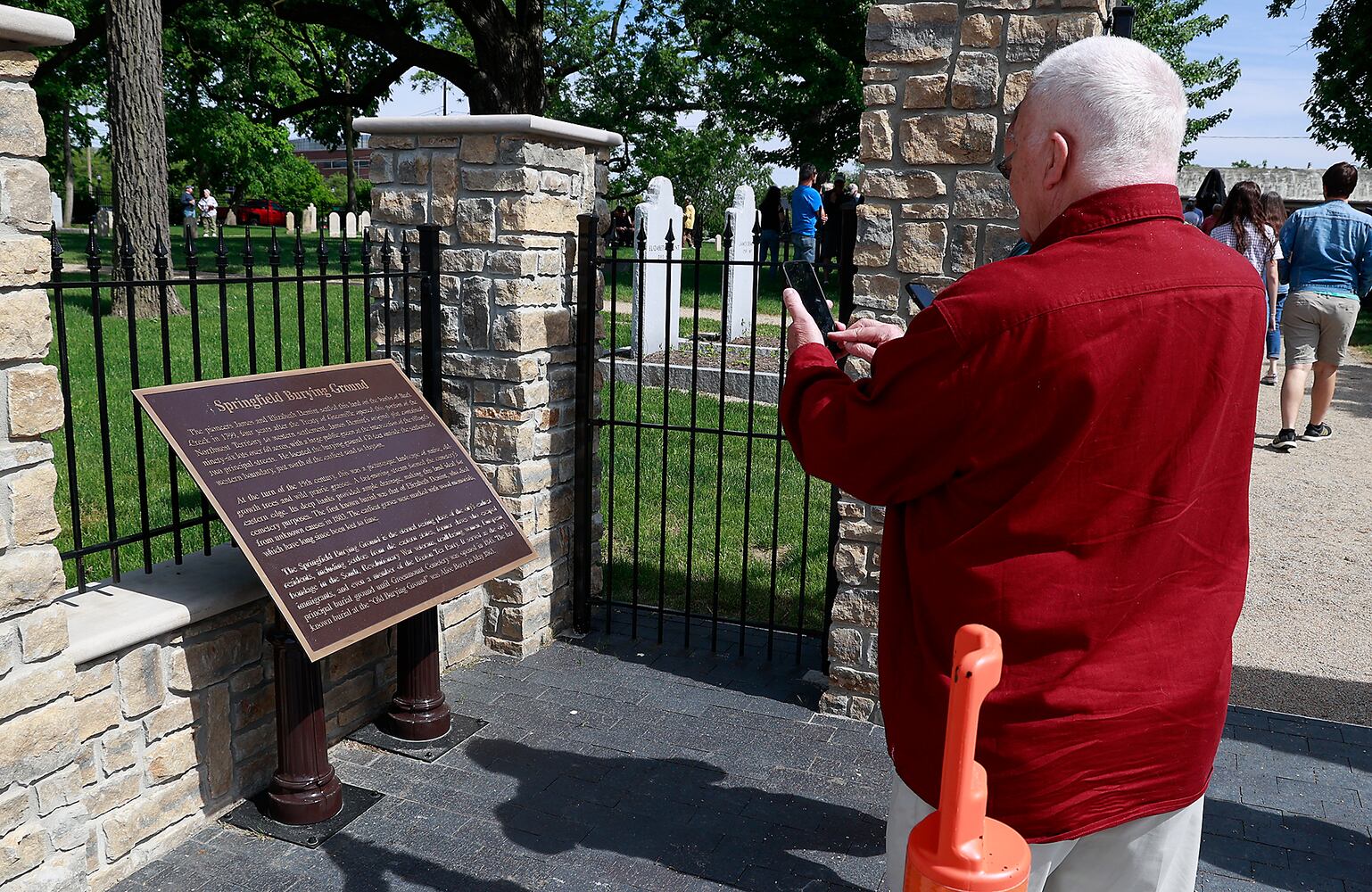 Springfield Burying Ground SNS