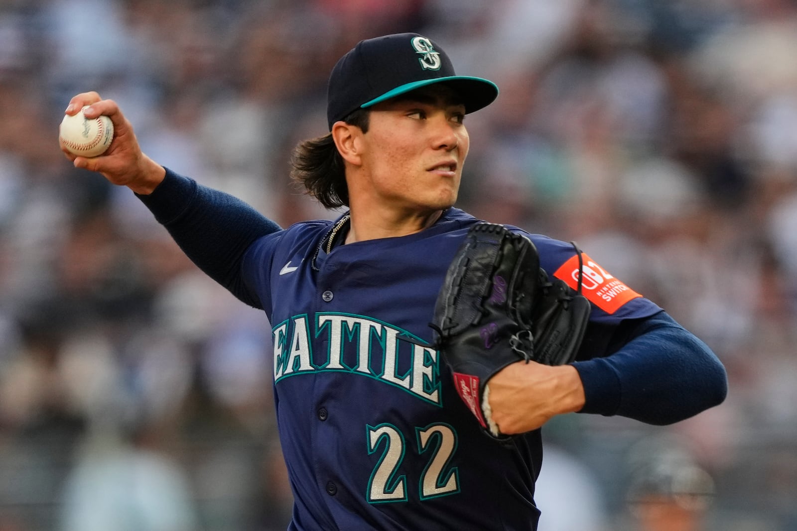 Seattle Mariners pitcher Bryan Woo (22) throws during the first inning of a baseball game against the New York Yankees, Thursday, July 10, 2025, in New York. (AP Photo/Yuki Iwamura)