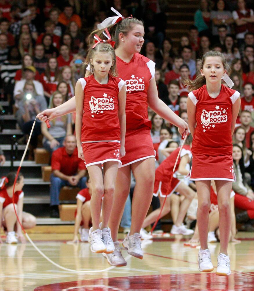 Troy Pop Rocks Perform
