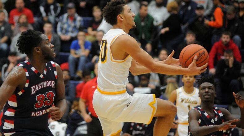 Danny Davis led Springfield with 20 points. MARC PENDLETON / STAFF