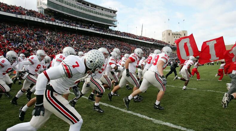 EVANSTON, IL - NOVEMBER 11: The Ohio State Buckeyes take the field prior to the start of a game against the Northwestern Wildcats on November 11, 2006 at Ryan Field in Evanston, Illinois. Ohio State defeated Northwestern 54-10. (Photo by Jonathan Daniel/Getty Images)