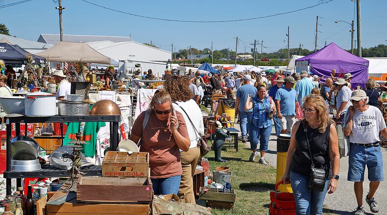The Springfield Antique Show & Flea Market Extravaganza at the Clark County Fairgrounds Friday, Sept. 15, 2023. The Extravaganza runs through Sunday from 8:00 a.m. - 6:00pm and features over 2000 antique, vintage and flea market dealers. BILL LACKEY/STAFF