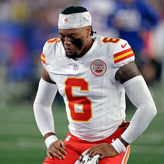 FILE - Kansas City Chiefs safety Bryan Cook (6) reacts before an NFL football game against the New York Giants, Sunday, Sept. 21, 2025, in East Rutherford, N.J. (AP Photo/Adam Hunger,File)
