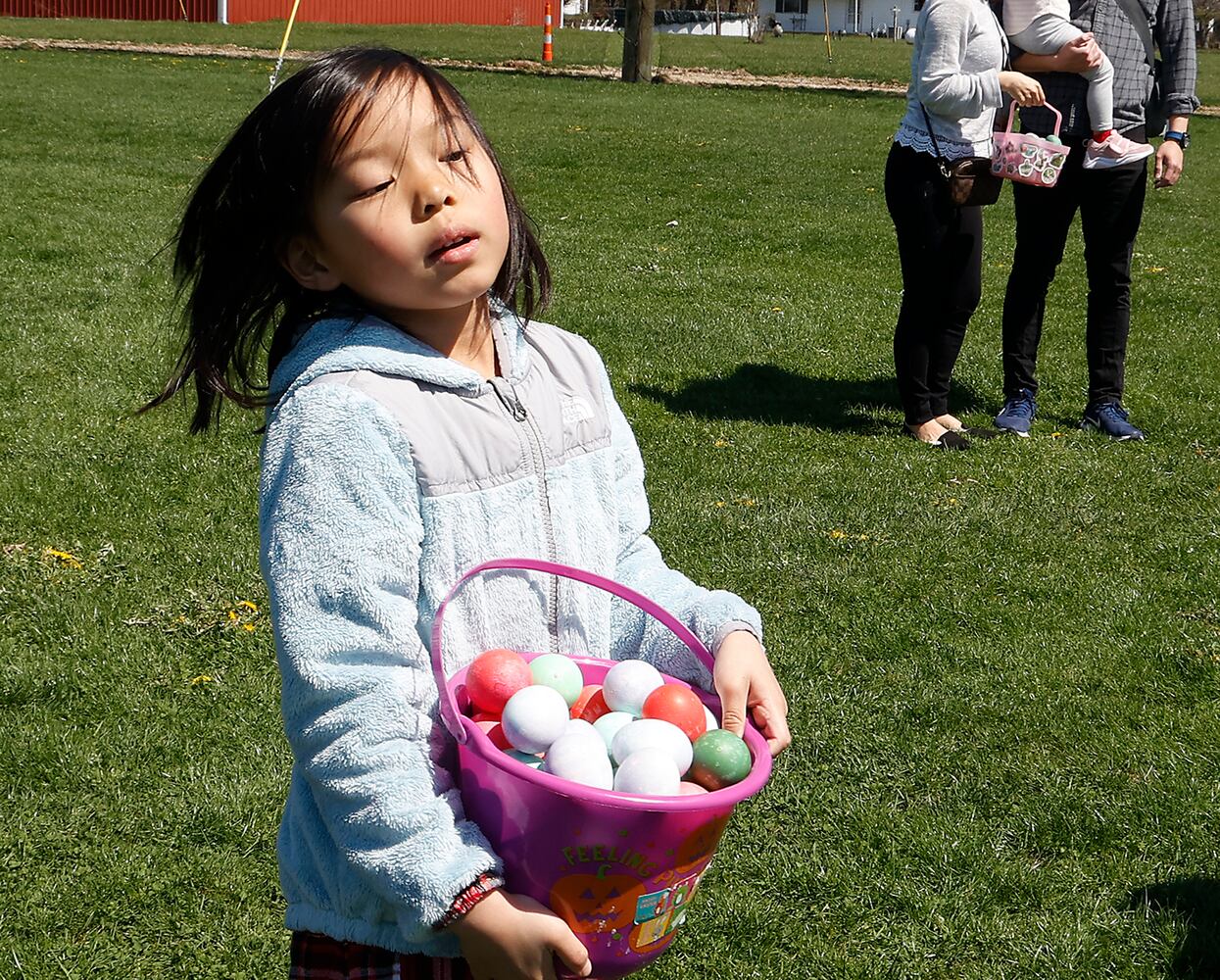 Youngs Egg Hunt SNS