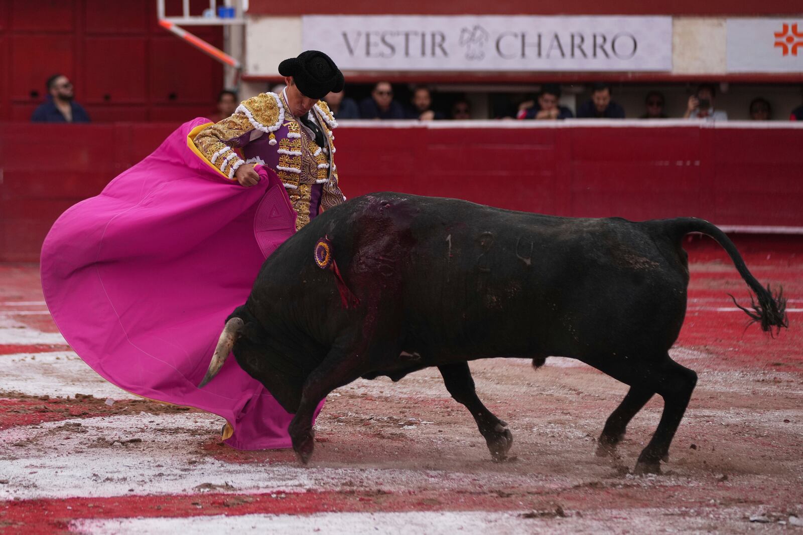 Mexican bullfighter Diego Silveti partakes in a bullfight in Aguascalientes, Mexico, Sunday, April 27, 2025. (AP Photo/Eduardo Verdugo)