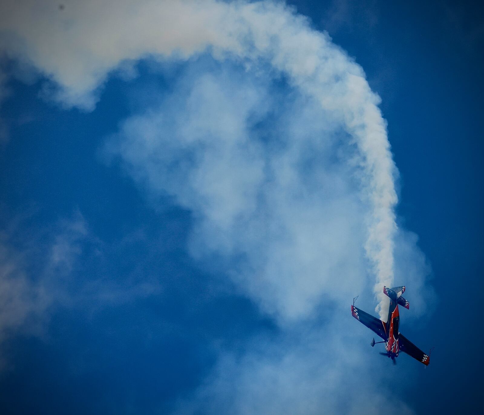 Rob Holland flies at the Dayton Air Show on Sunday, June 23, 2024. MARSHALL GORBY / STAFF