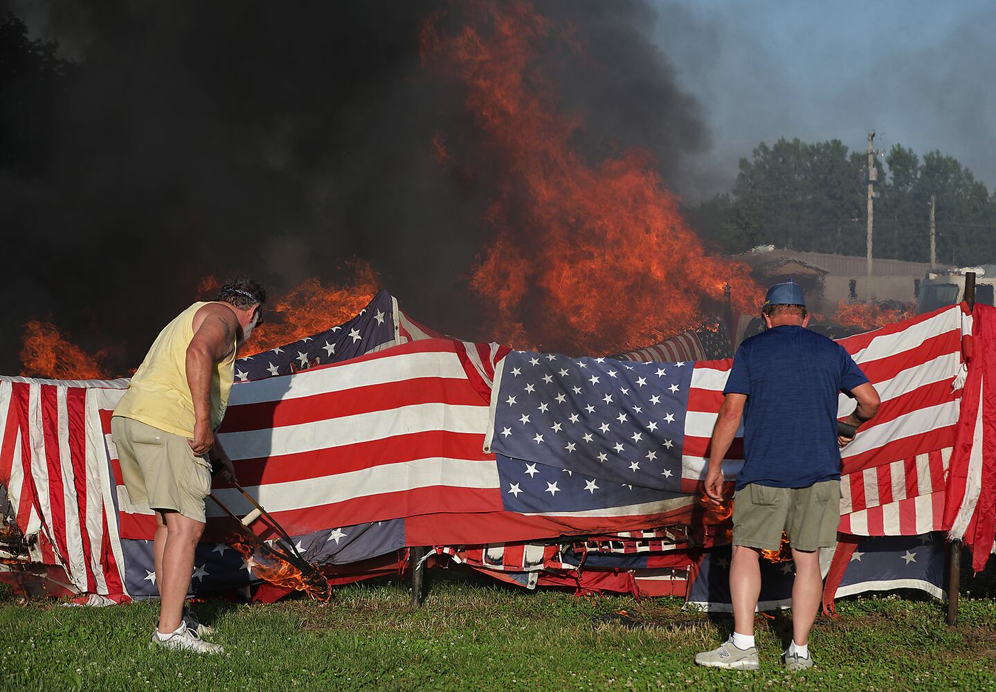 Flag Retirement SNS