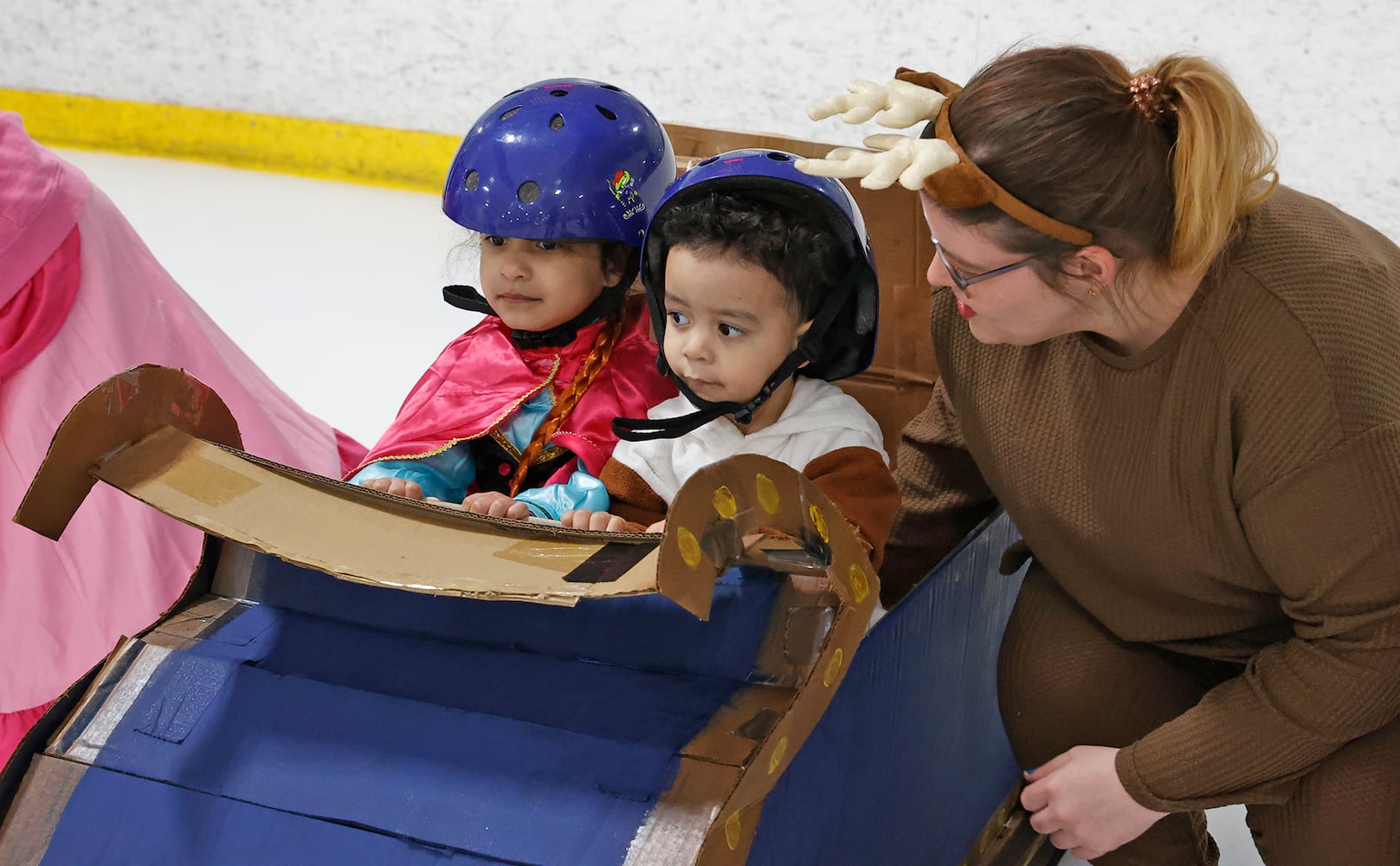 Cardboard Bobsled Races SNS
