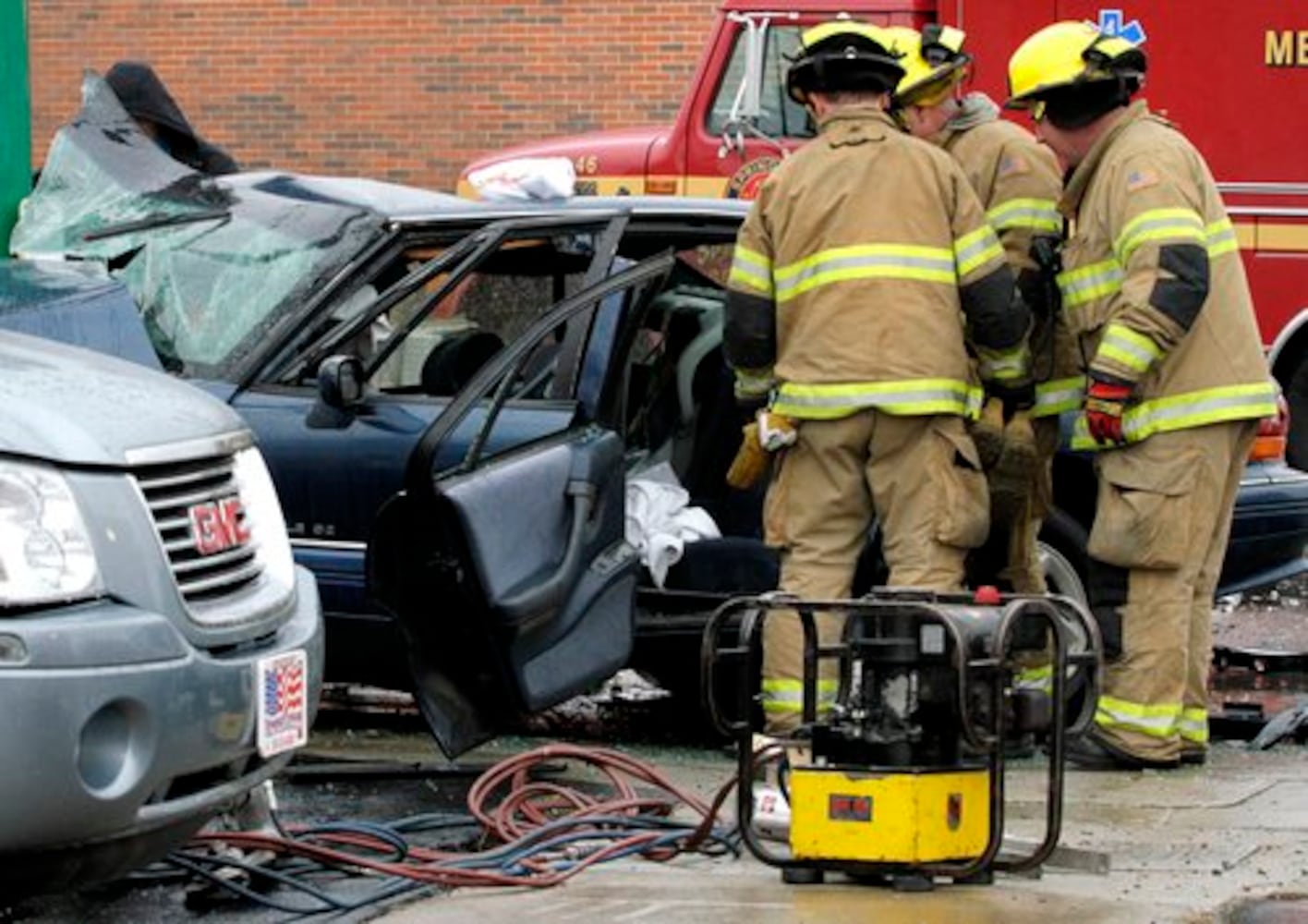 2-car crash on East Main, Belmont