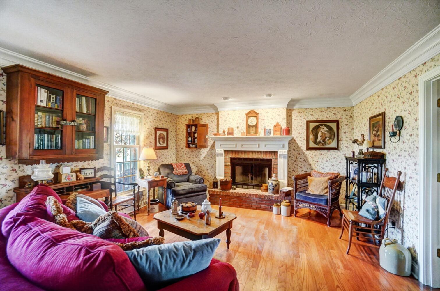 PHOTOS: Springfield-area home on 2.5 acres near golf course listed