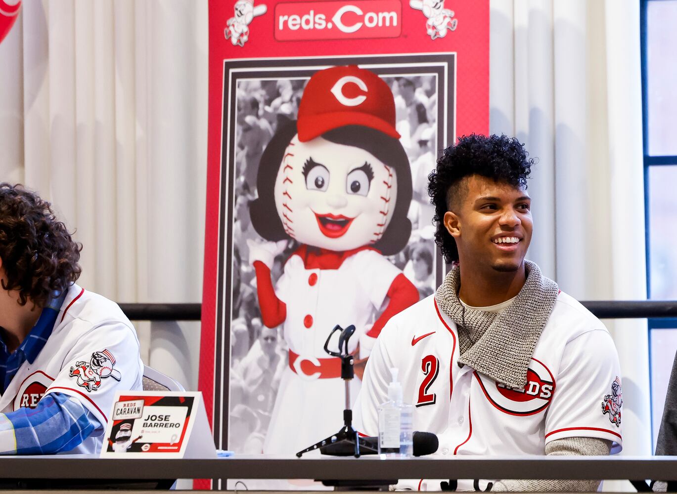 012323 Reds Caravan