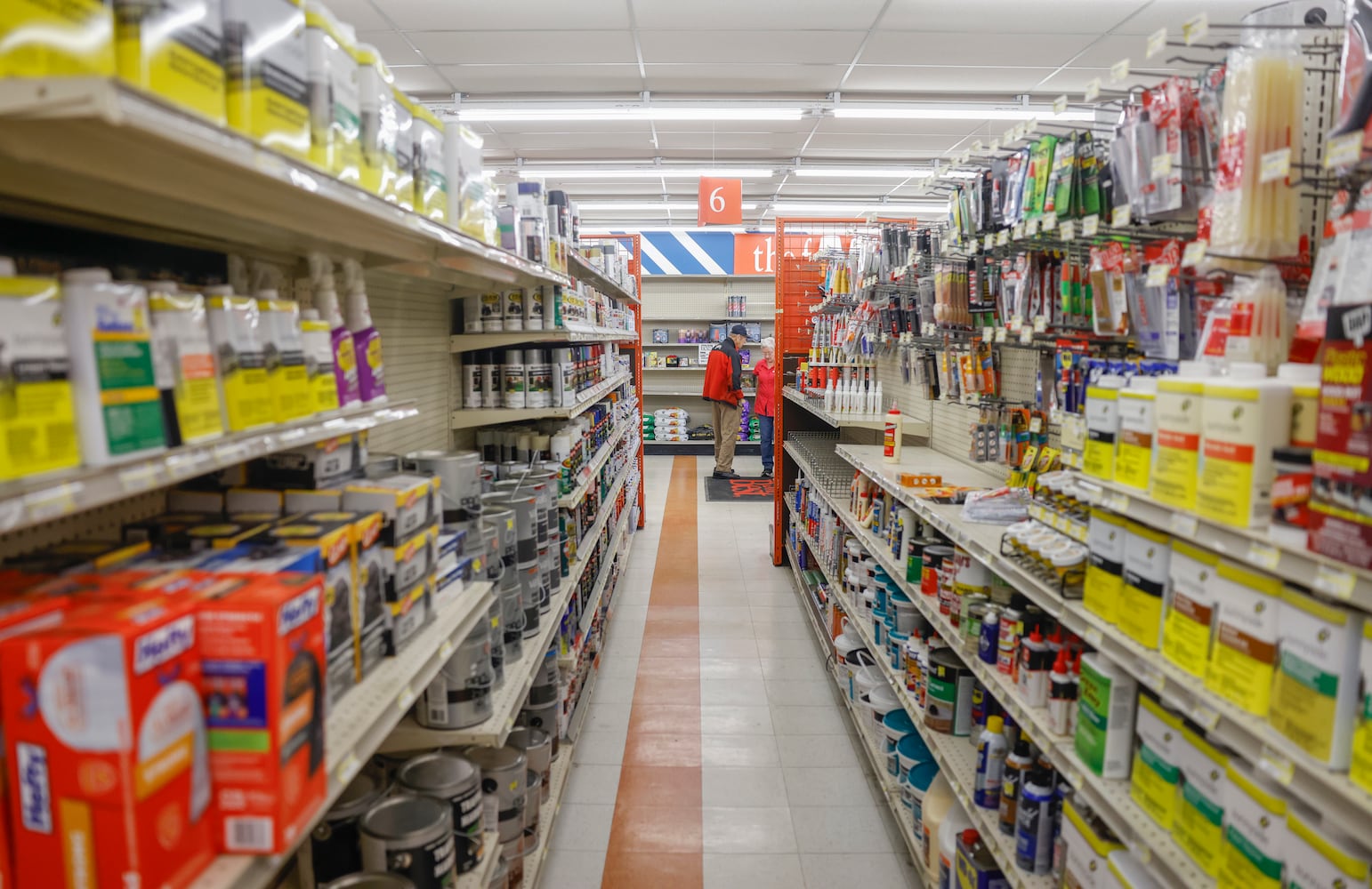 Springfield Home and Hardware Closing 