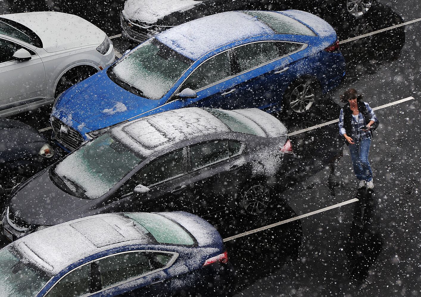 Snow showers in April