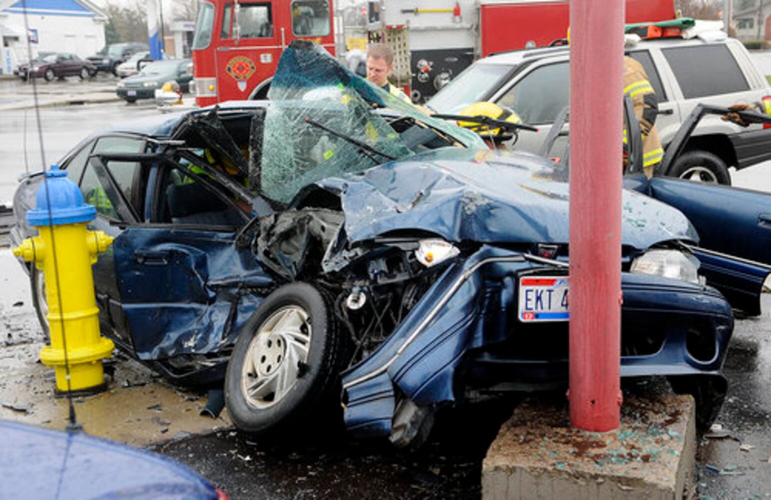 2-car crash on East Main, Belmont