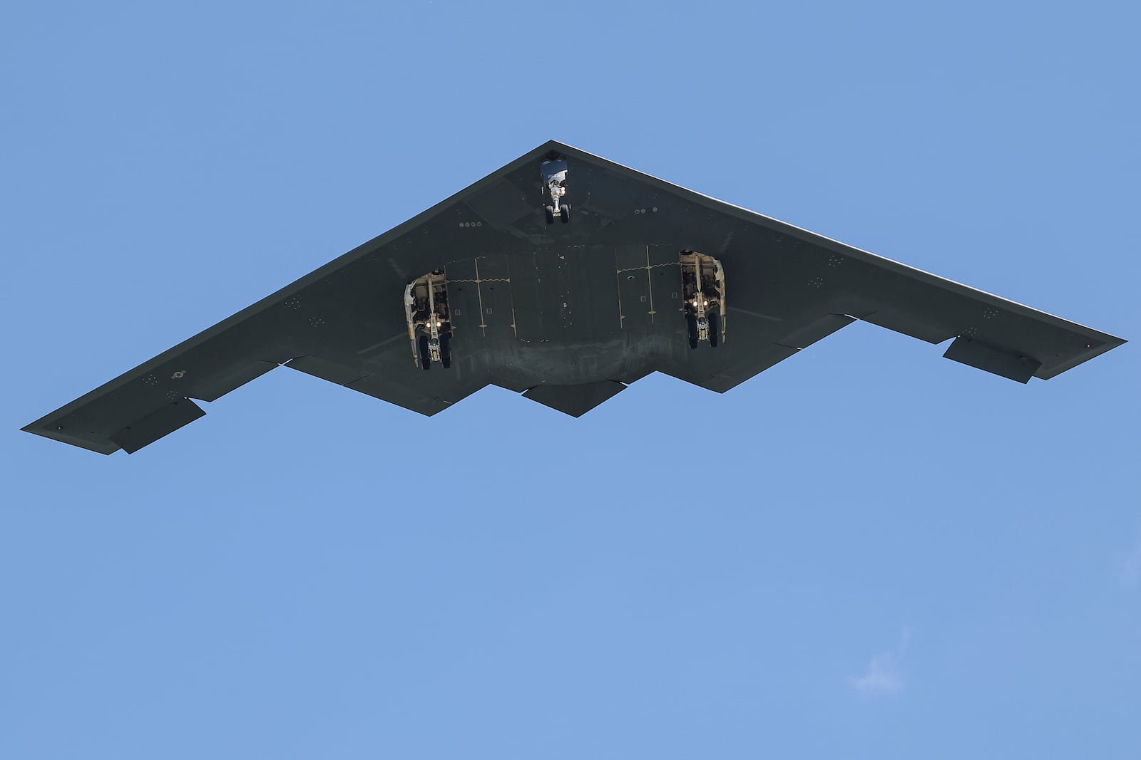 A B-2 bomber arrives at Whiteman Air Force Base Mo., Sunday, June 22, 2025, after returning from a massive strike on Iranian nuclear sites on Saturday. (AP Photo/David Smith)