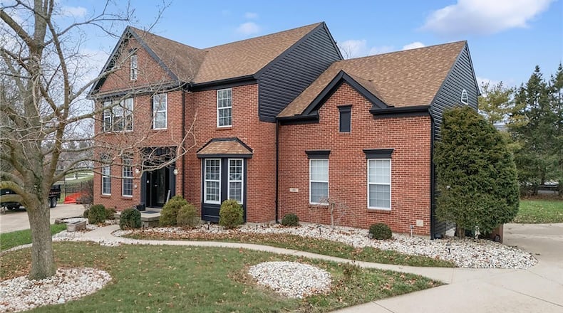 This two story Srpingboro home is in Settlers Walk and has four bedrooms and a finished basement. CONTRIBUTED