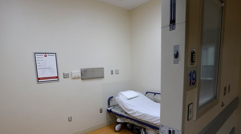 A patient room at Kettering Health Miamisburg. Kettering Health will be expanding its use of pain navigators in its emergency rooms to help provide alternatives to opioids for treating varying pain-related issues. MARSHALL GORBY\STAFF FILE