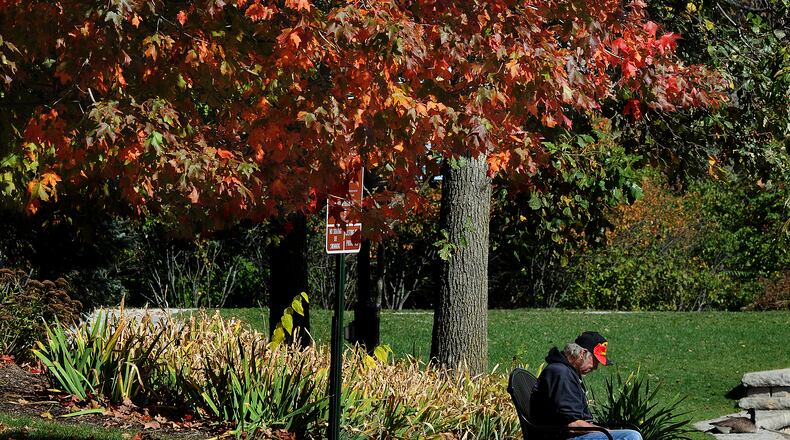 Beautiful fall colors in Kettering. MARSHALL GORBY\STAFF