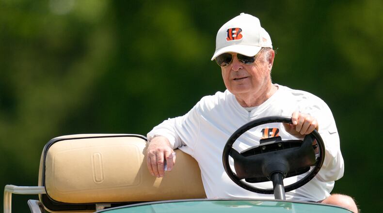 Cincinnati Bengals owner and general manager Mike Brown observes during NFL football practice, Tuesday, June 4, 2024, in Cincinnati. (AP Photo/Jeff Dean)