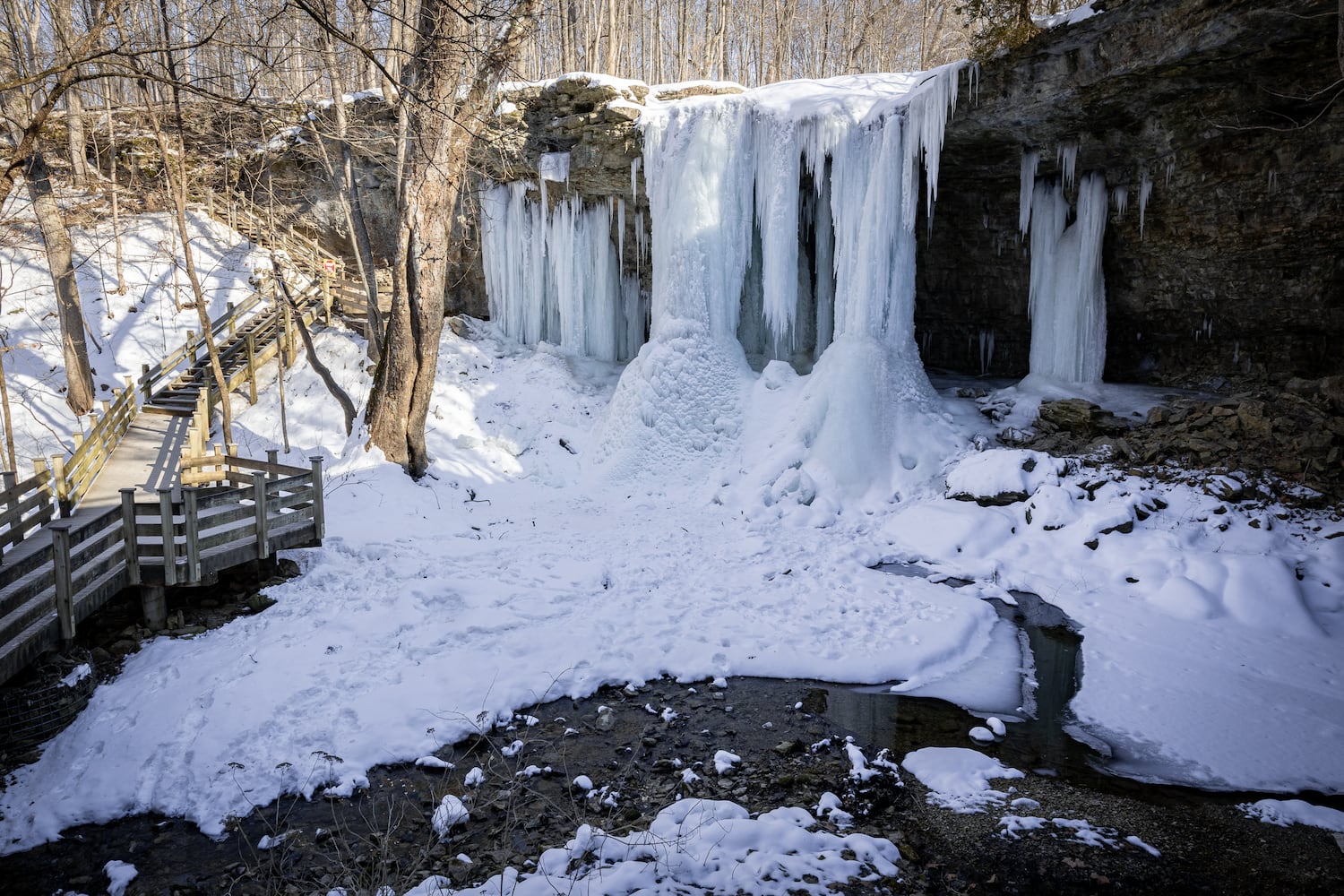 DDN 021026 Charleston Falls