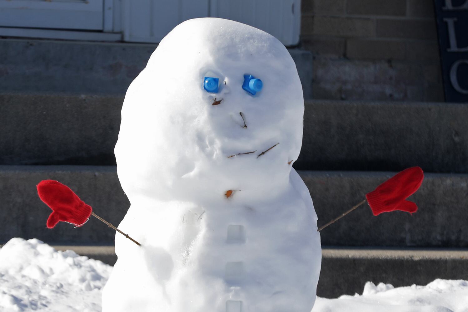 020321 Snowmen SNS