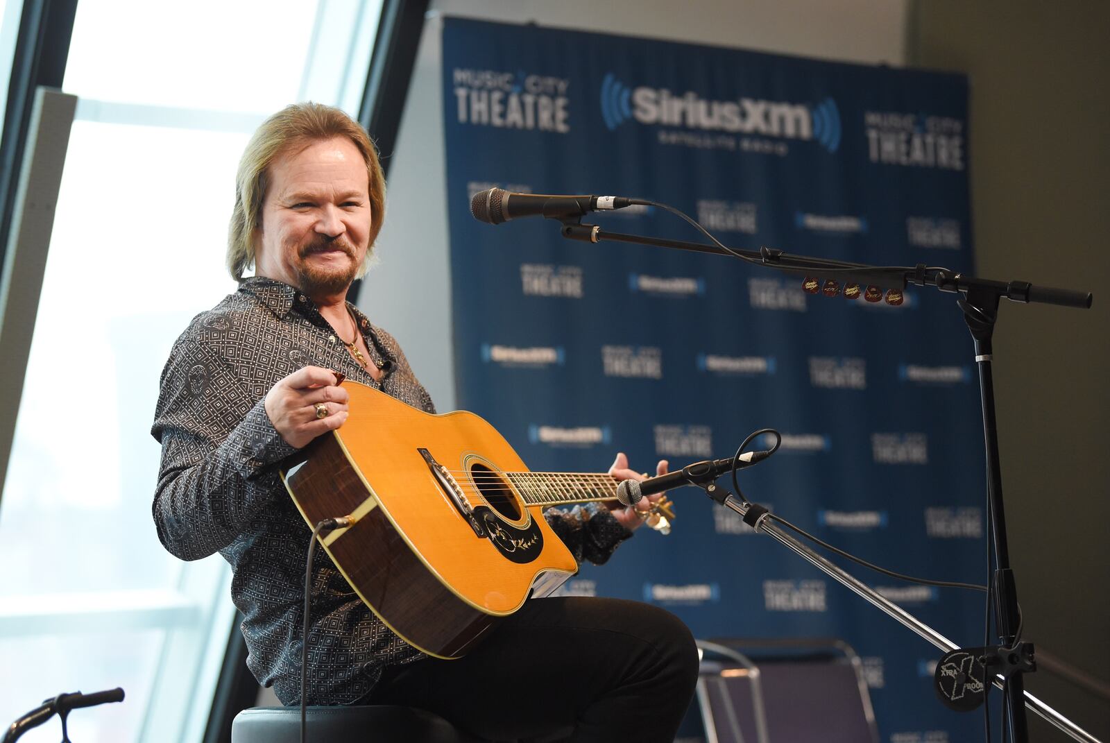 NASHVILLE, TN - OCTOBER 10:  Country Artist Travis Tritt performs at SiriusXM Studios on October 10, 2018 in Nashville, Tennessee.  (Photo by Jason Kempin/Getty Images for SiriusXM)