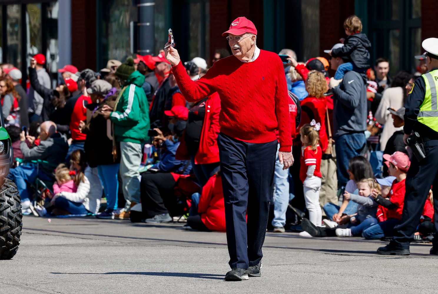 033023 Reds Parade