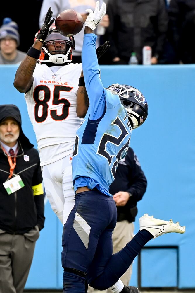 Bengals Titans Football