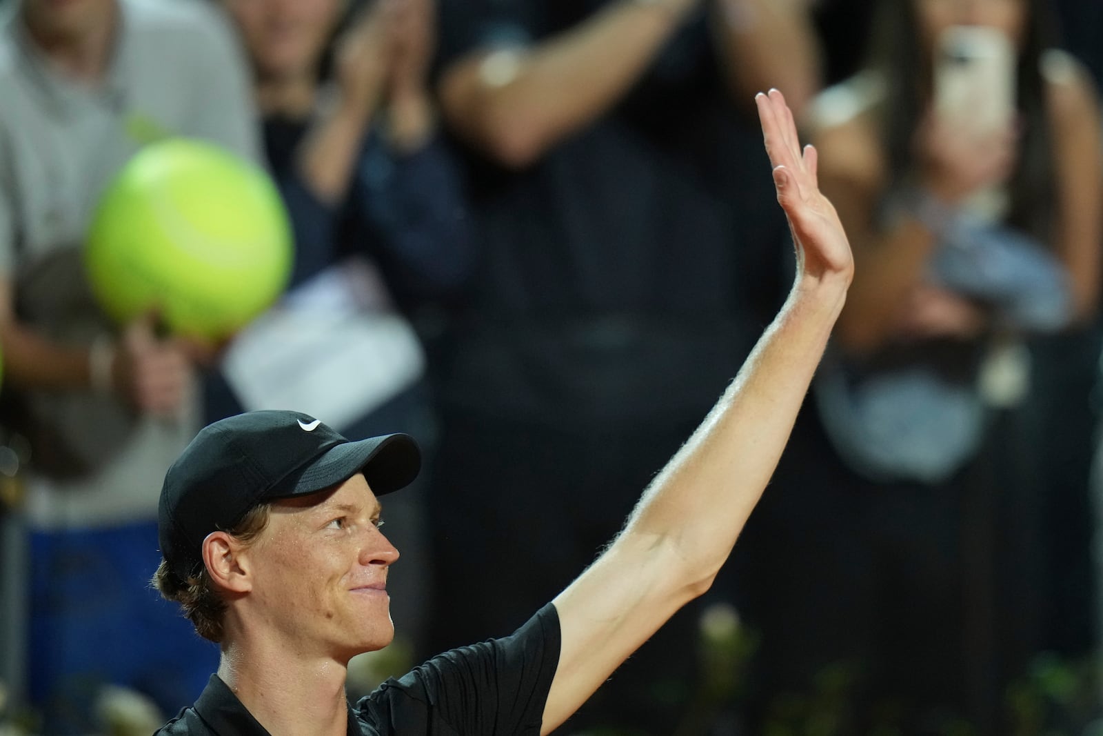 Italy's Jannik Sinner celebrates after a second round match against Argentina's Mariano Navone at the Italian Open tennis tournament in Rome, Saturday, May 10, 2025. (AP Photo/Andrew Medichini)