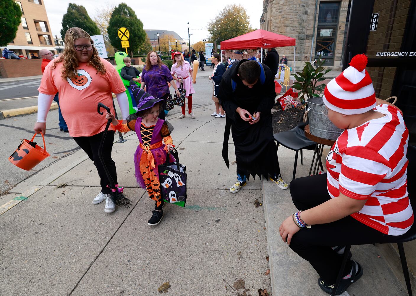102624 Downtown Trick R Treat SNS