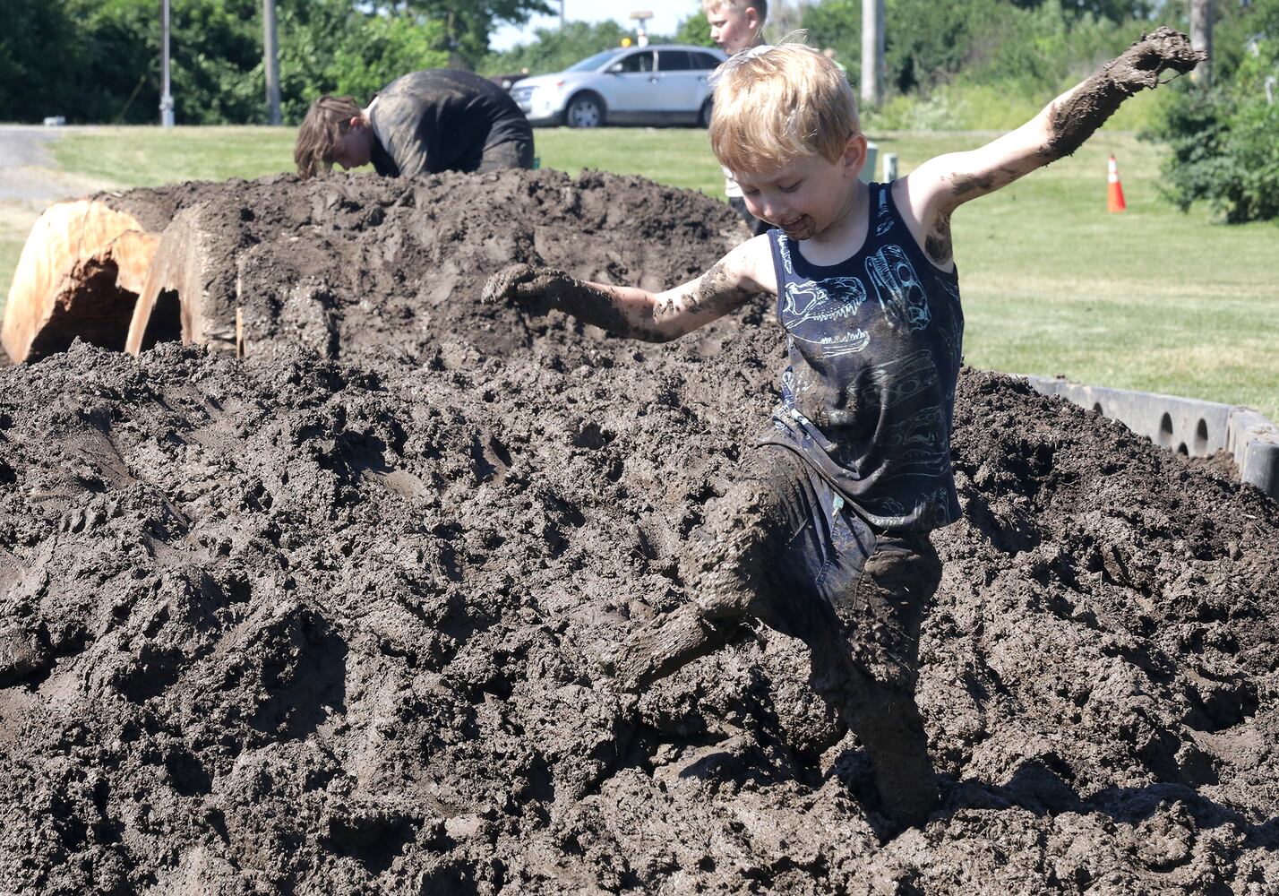 062422 Mud Fest SNS