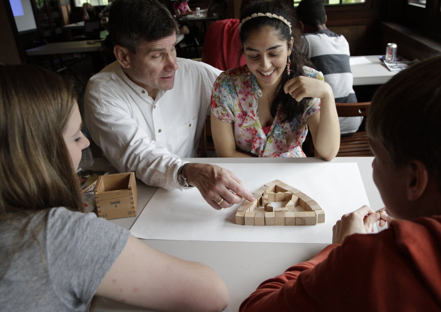 Springfield High STEM students develop art, math skills at session