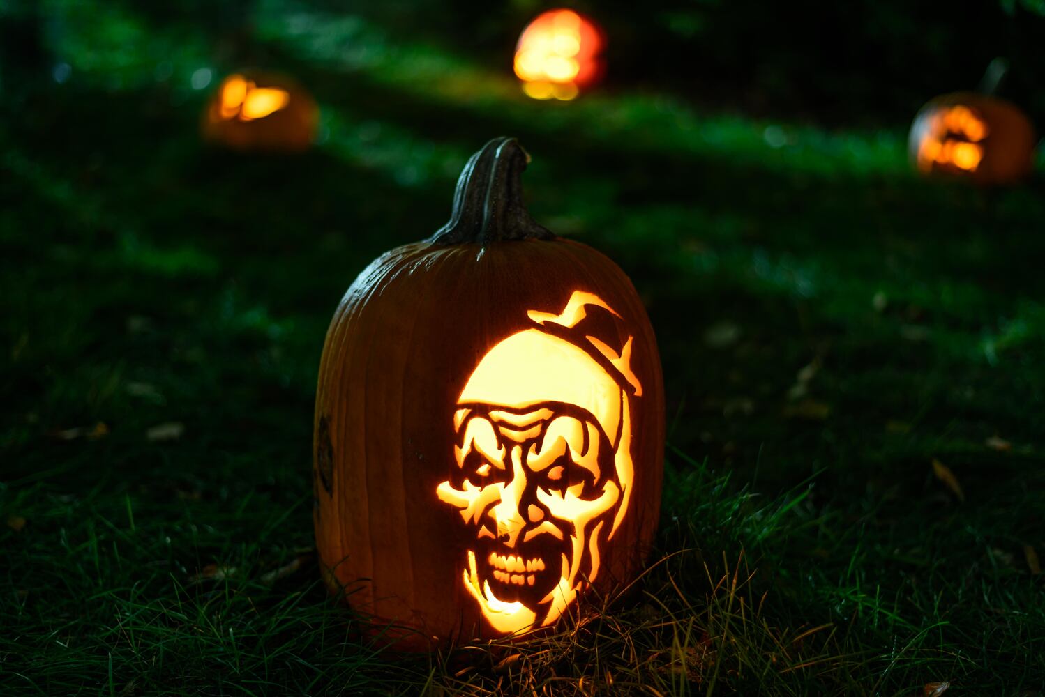 PHOTOS: The 30th annual Stoddard Avenue Pumpkin Glow