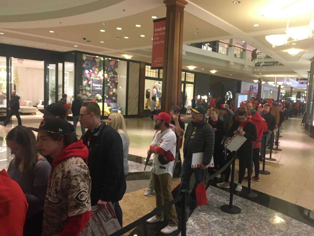 Photos: Cincinnati Reds Caravan visits Columbus