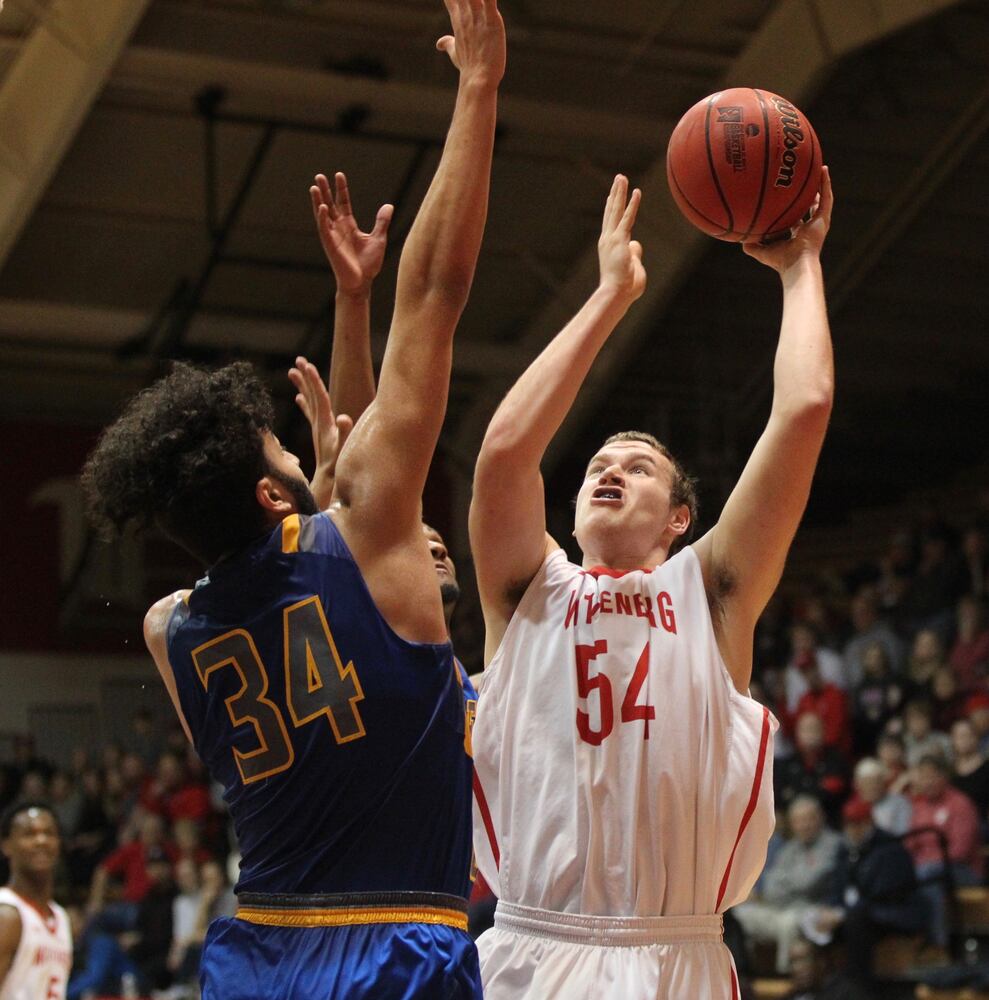 Photos: Wittenberg beats Misericordia in NCAA tournament