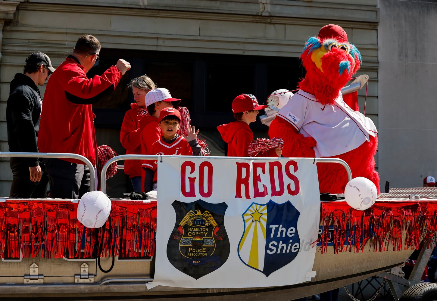 033023 Reds Parade