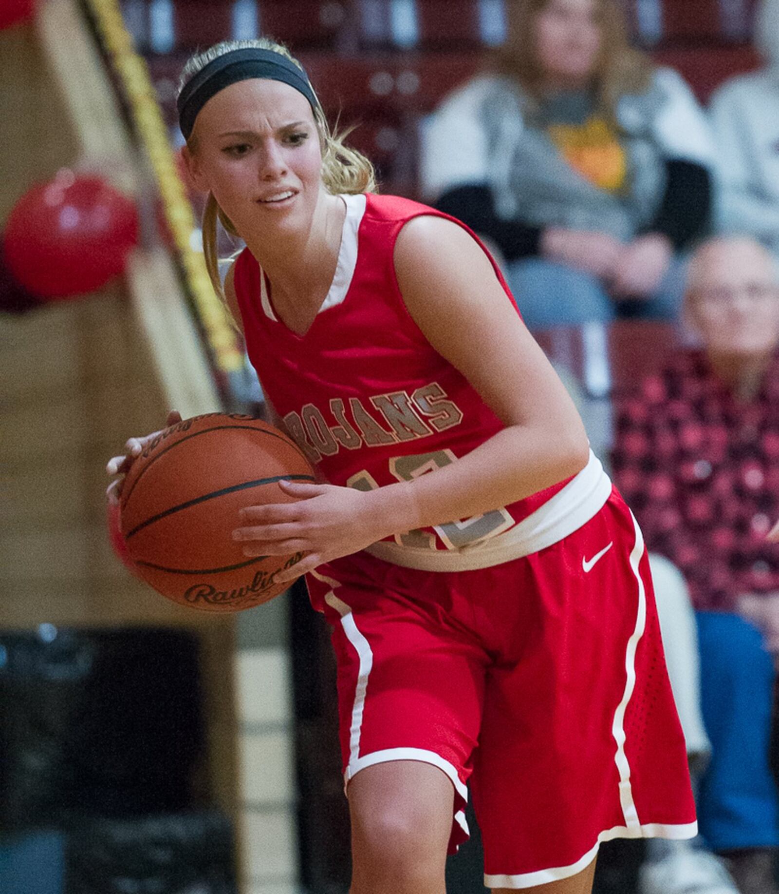 Southeastern’s Maddy McKee grabs a rebound during an Ohio Heritage Conference game against Northeastern on Thursday night. BRYANT BILLING / CONTRIBUTED